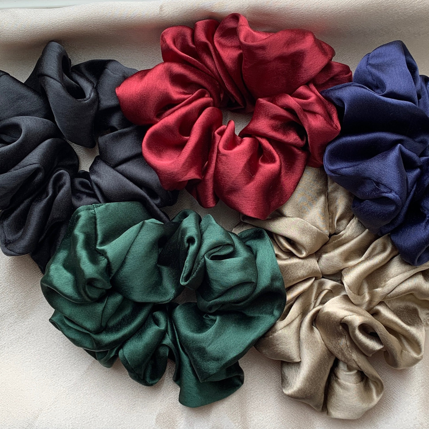 High Quality Scrunchie Hair Silk Band